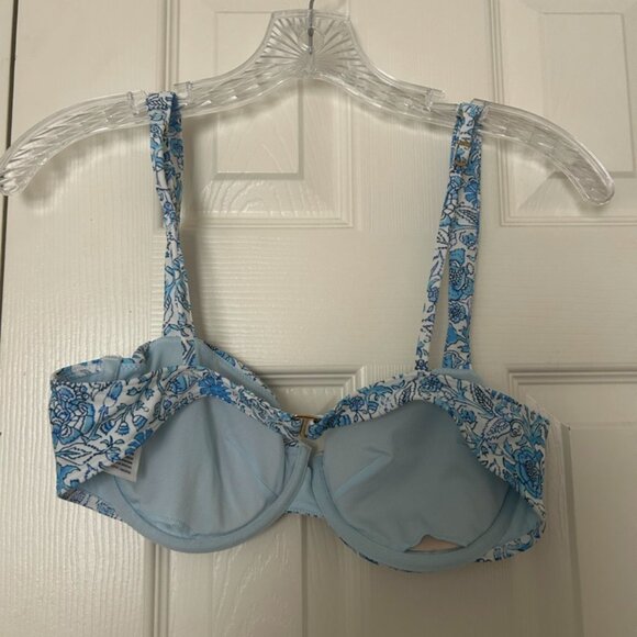 Hollister Blue Floral Bikini Set - Picture 3 of 7